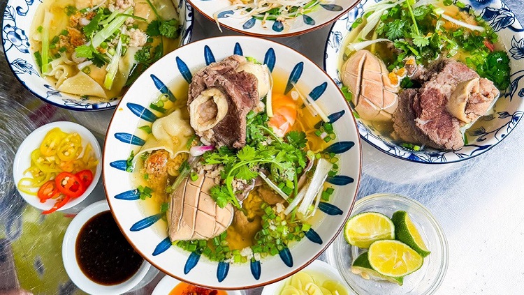 Review Quán Hủ Tiếu Việt Hoa Ngon Nhất Vũng Tàu